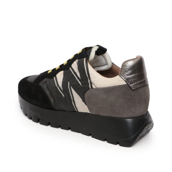 BenitaBlackWondersflySneakers - Image 3